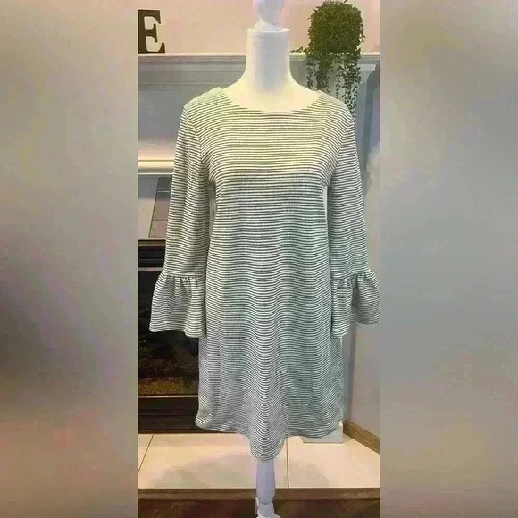 J. Crew Dresses & Skirts - J.Crew Black White Stripe Cotton Stretch Flare Sleeve Tunic Sheath Dress - Small